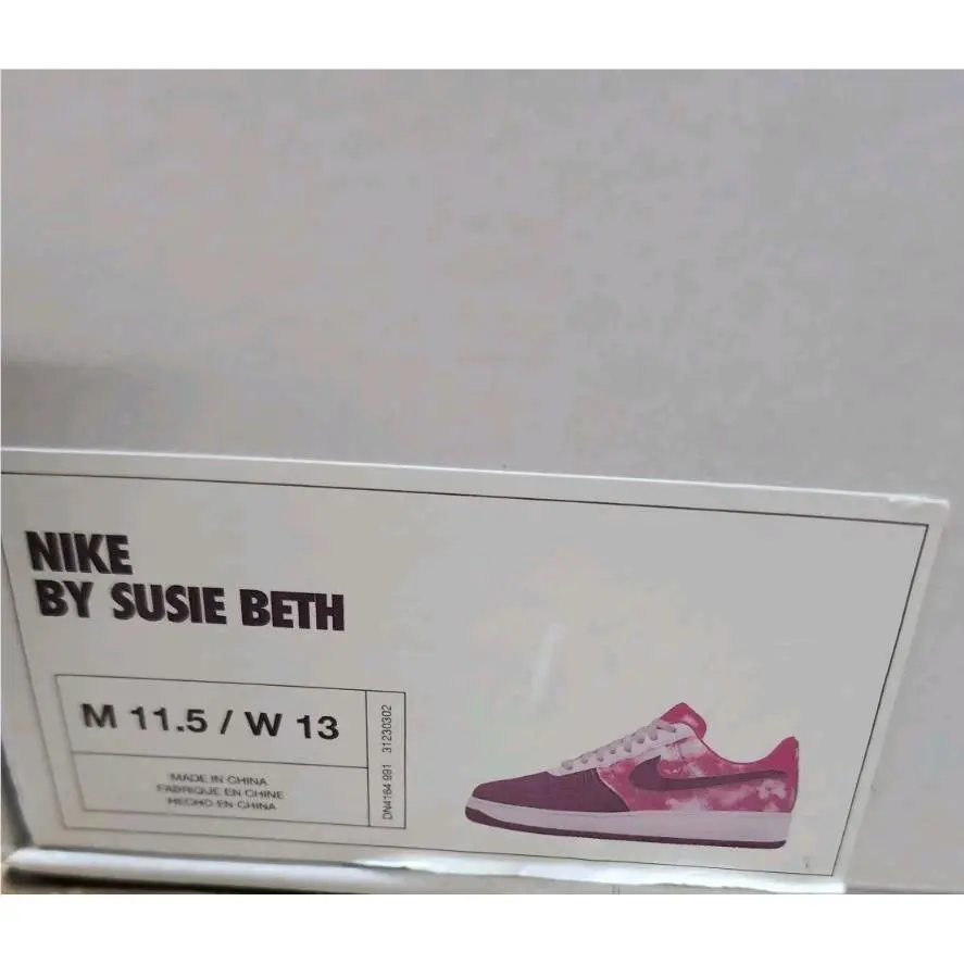 Nike shoes - Red and Black 13