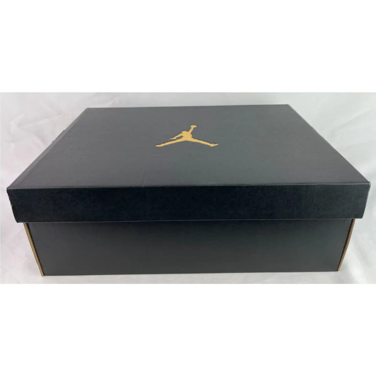 Nike shoes - Jordan Max Aura 2 - Max Aura - Multicolor (UPC: 194500819313) 4