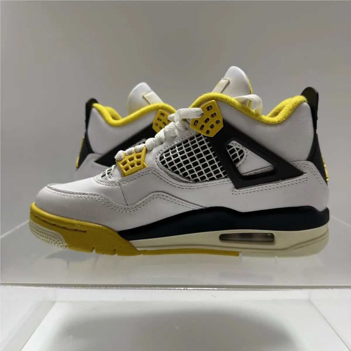 Nike shoes - Air Jordan 4 - Air - AQ9129-101 - White 1