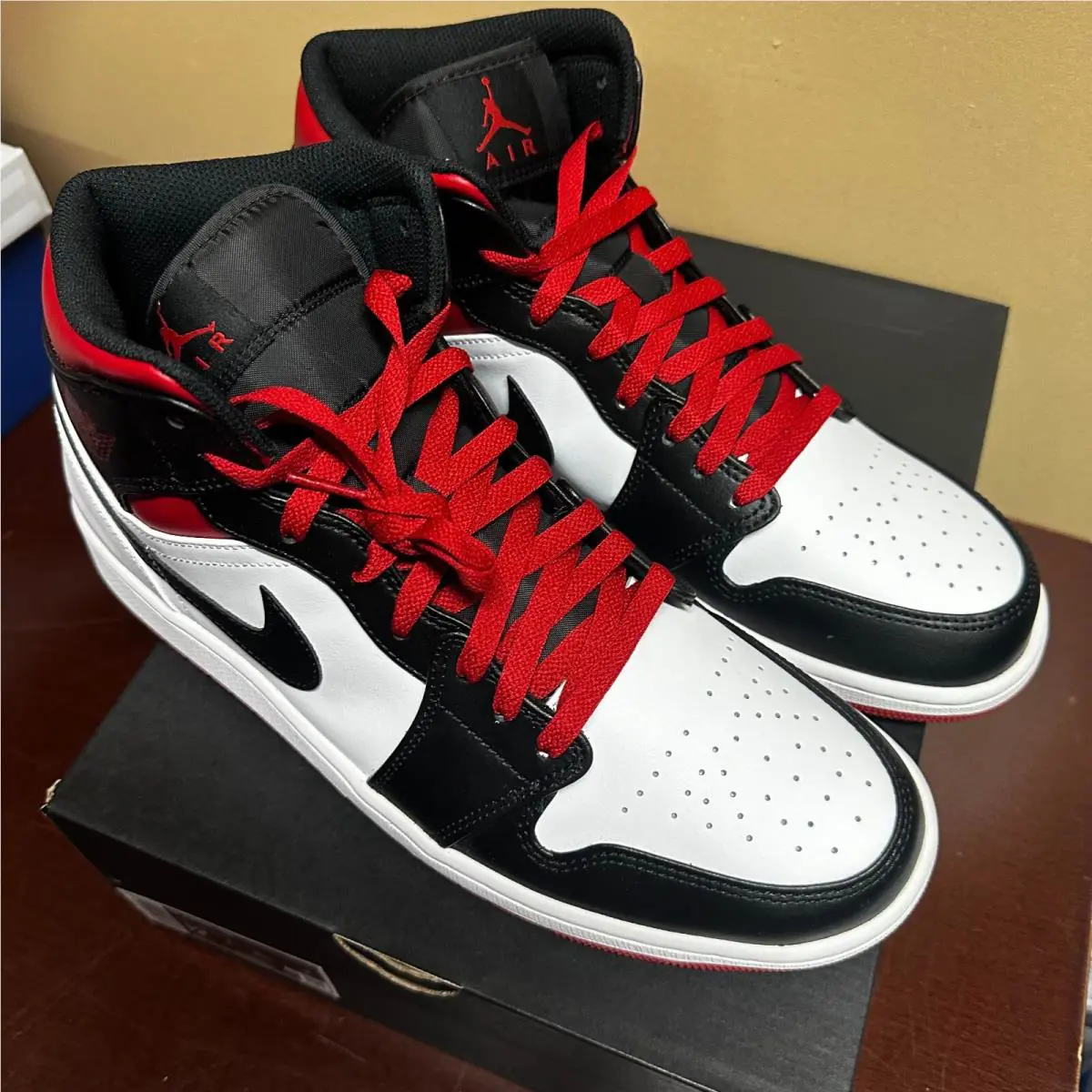 Nike shoes - Nike Air Jordan Mid - Air Mid - DA8426-106 - White Black (UPC: 196608227021) 0