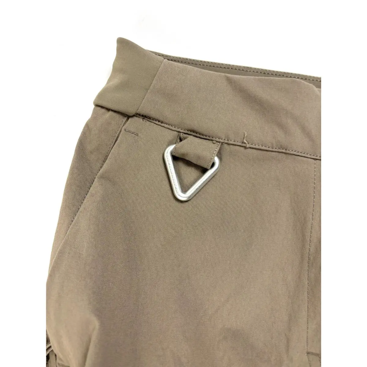 Nike clothing - Beige (UPC: 196151277849) 3