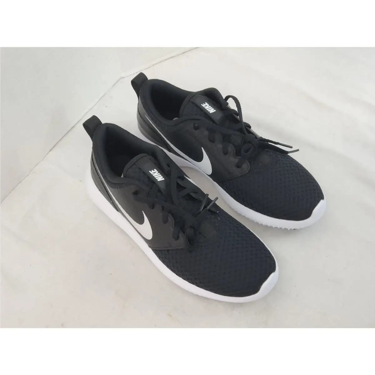 Nike shoes - Black 2