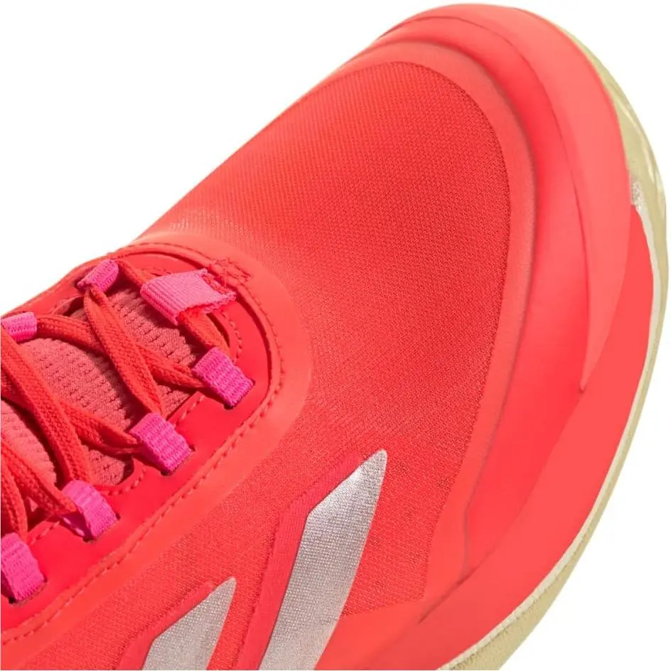 Adidas shoes - Lucid Red/Silver Metallic/Warm Vanilla 4