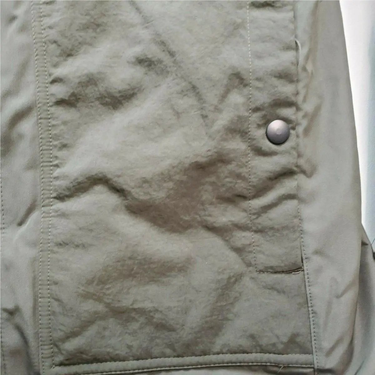 Nike clothing - Sequoia (UPC: 193151057464) 1