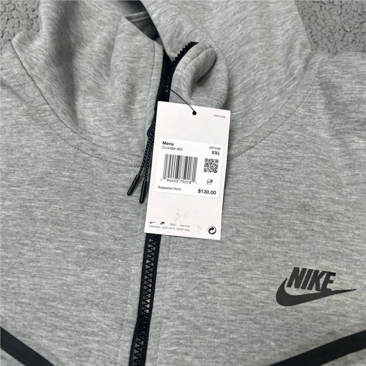 Nike clothing - Gray 2