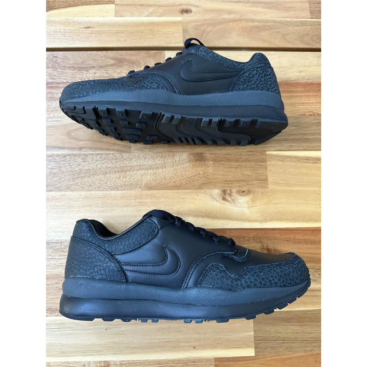 Nike shoes - Nike Air Safari - Air Safari - AO3295-002 - Black 0