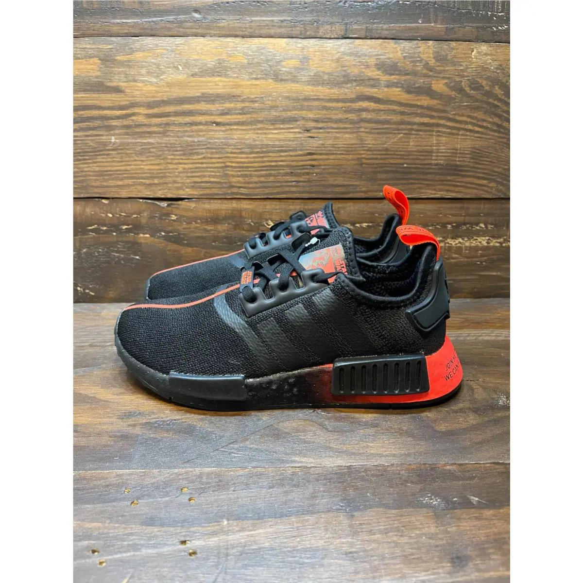 Adidas Nmd R1 x Star Wars Darth Vader Sneakers Kids Size FW2276