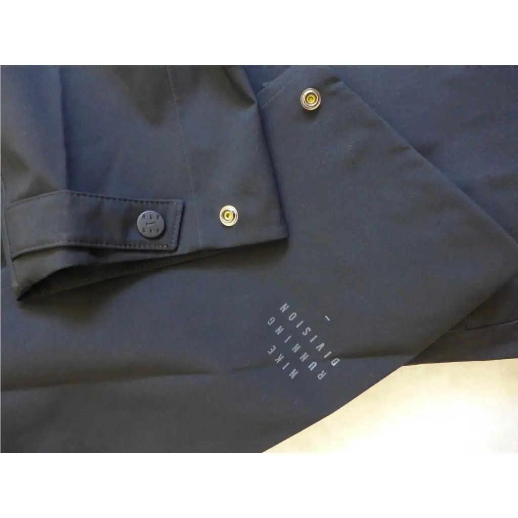 Nike clothing - Nike Storm-Fit - Black (UPC: 196150310936) 4