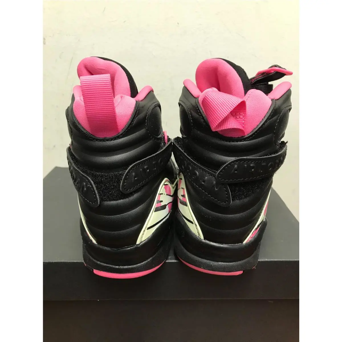 Nike shoes - Black/Pink 1
