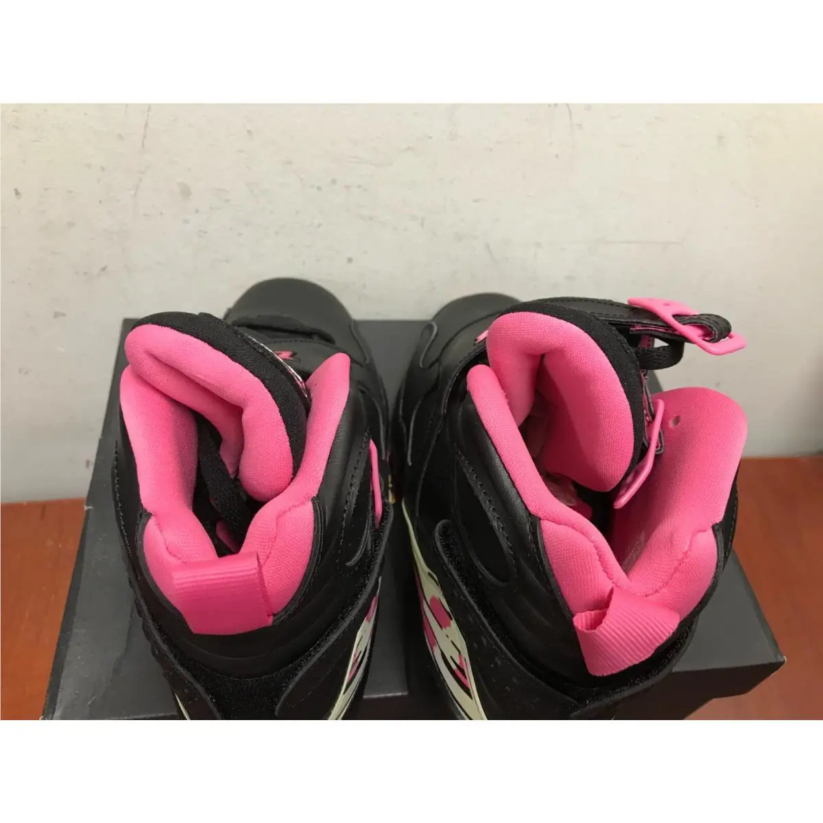 Nike shoes - Black/Pink 3