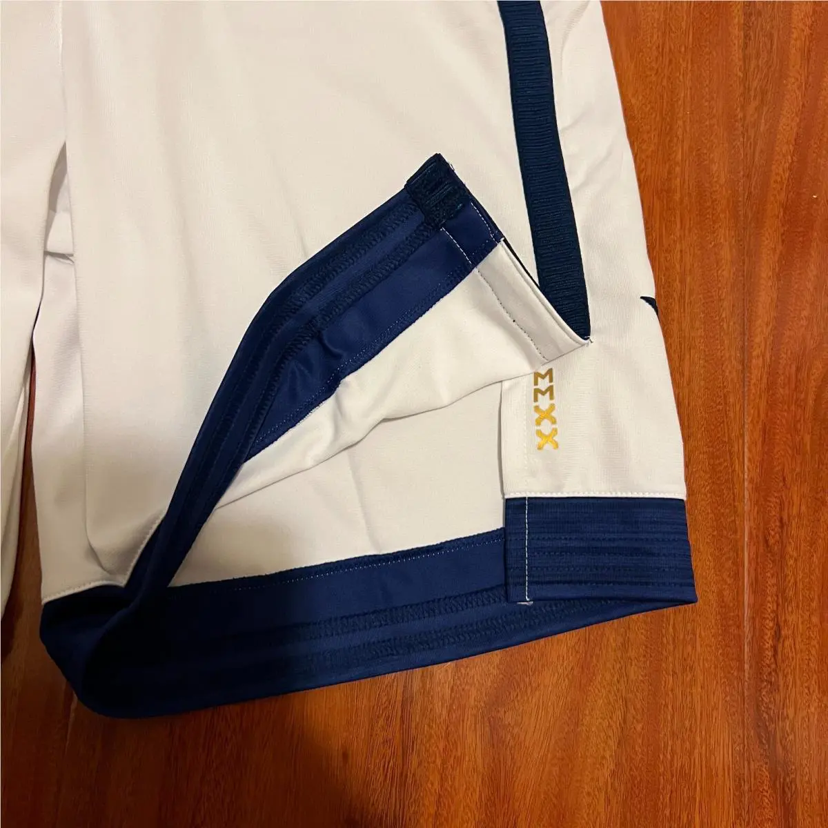 Nike clothing - White 2
