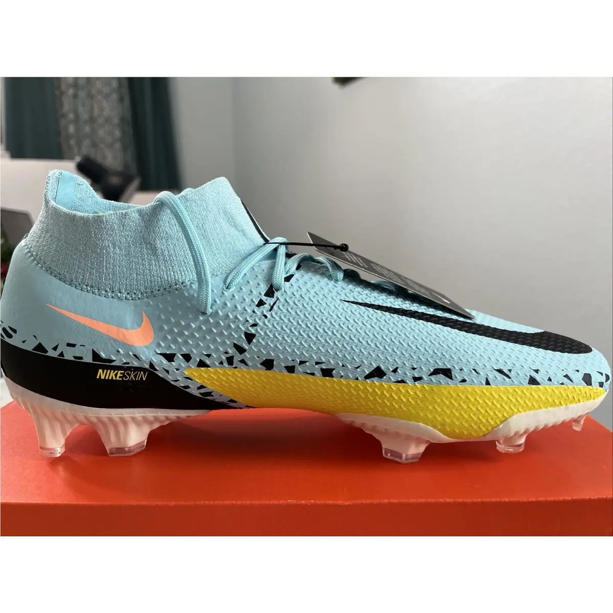 Nike shoes - Nike Phantom GT2 PRO DF FG - DC0759 407 - Glacier Ice Black 1