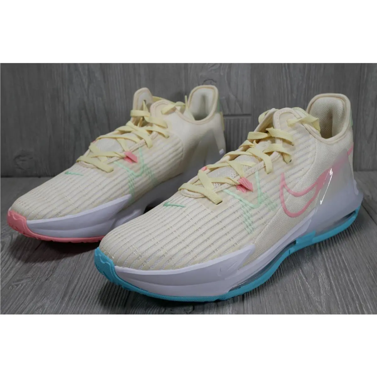 Nike shoes - Pink 0