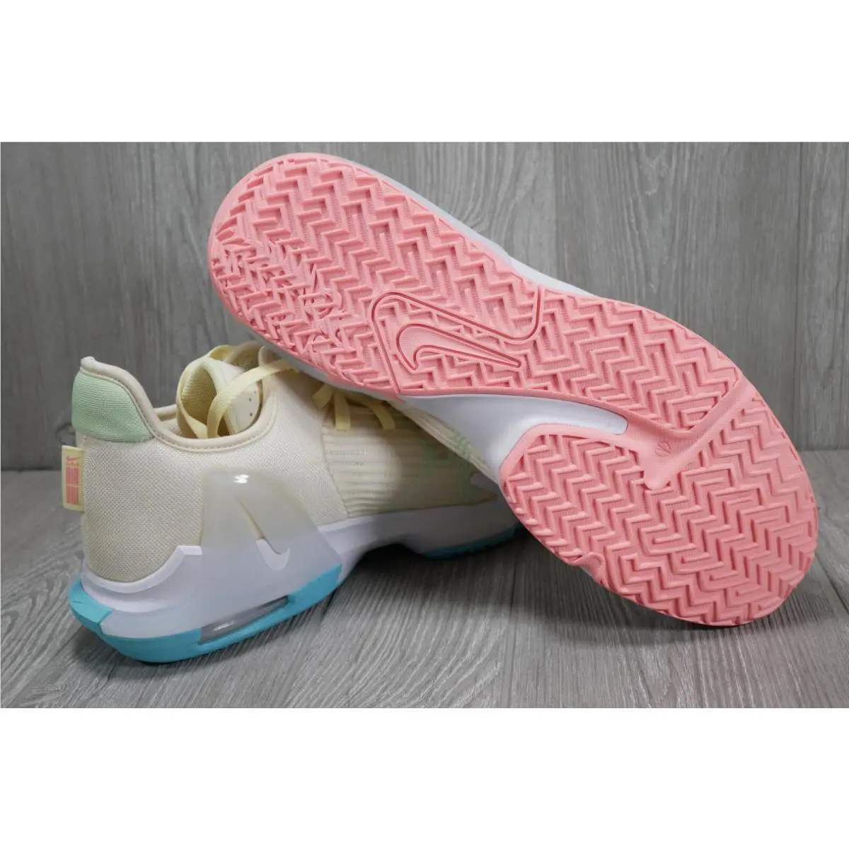 Nike shoes - Pink 4