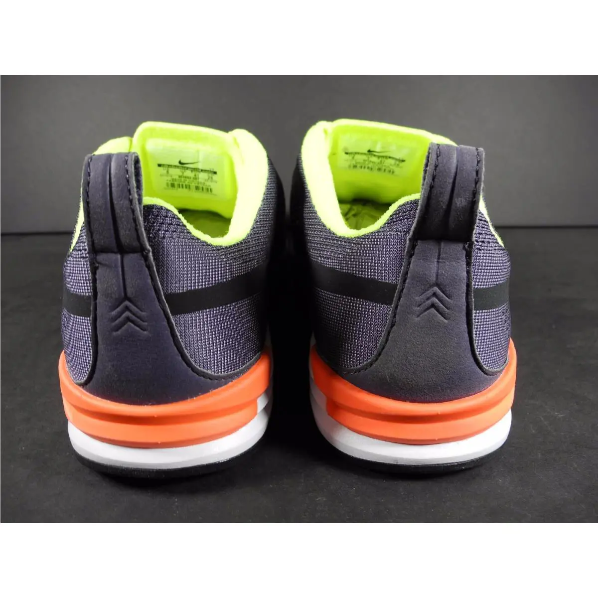 Nike shoes - Multi-Color (UPC: 666003249527) 3