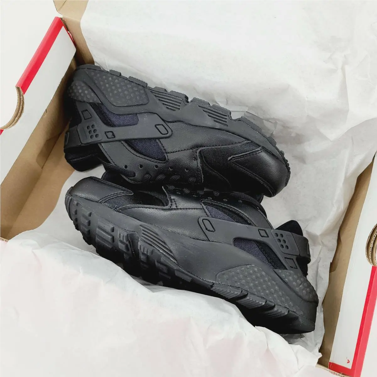 Nike shoes - Nike Air Huarache Run - Air Huarache Run - 634835-012 - Black, Manufacturer: black (UPC: 885176444281) 0