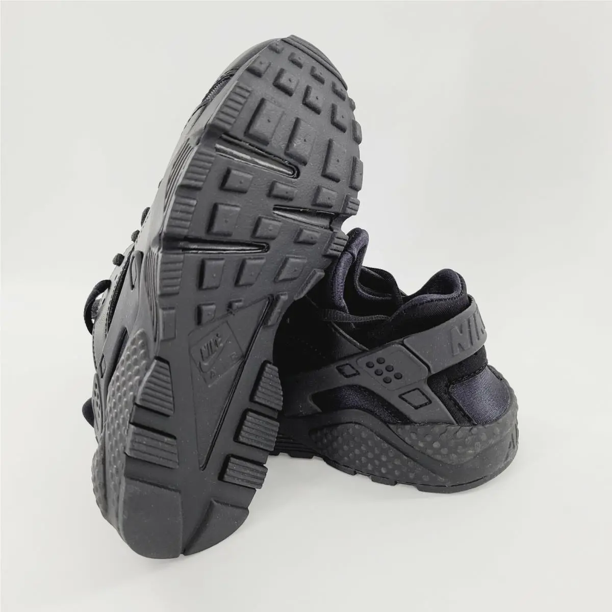 Nike shoes - Nike Air Huarache Run - Air Huarache Run - 634835-012 - Black, Manufacturer: black (UPC: 885176444281) 4