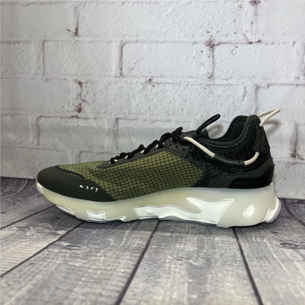 Nike shoes - Nike React Live - React Live - CV1772300 - Green 1