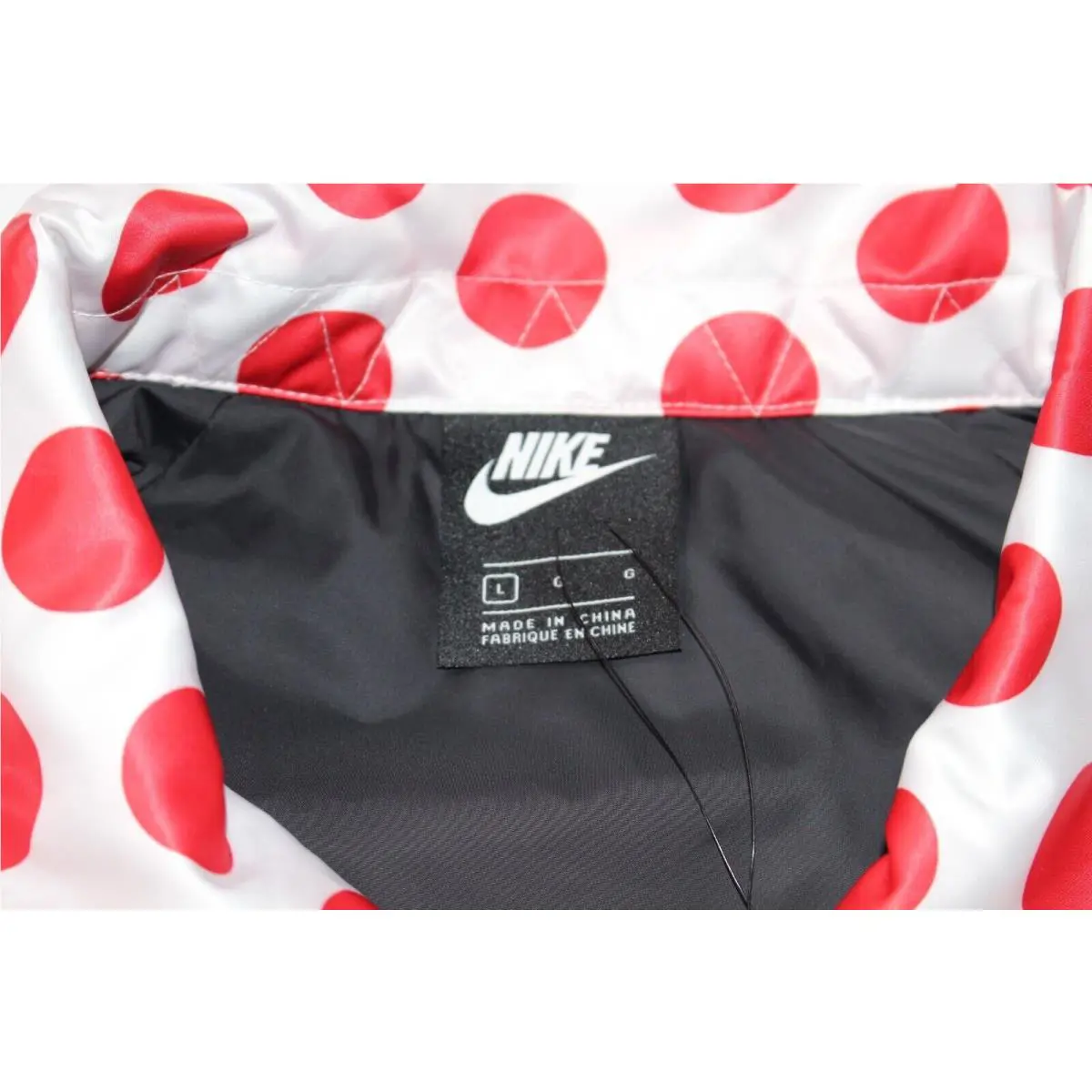 Nike clothing - Sportswear JDI - Sportswear JDI - Red (UPC: 193151021625) 4