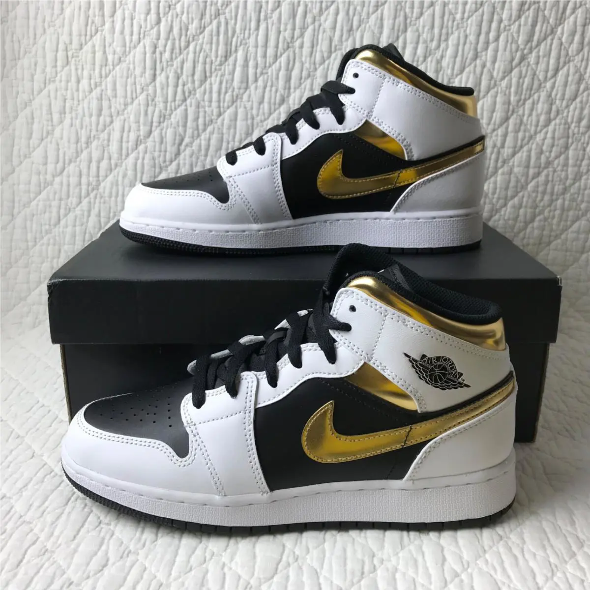 Nike shoes - Jordan Air 1 Mid GS - White/Multicolor/Black 1