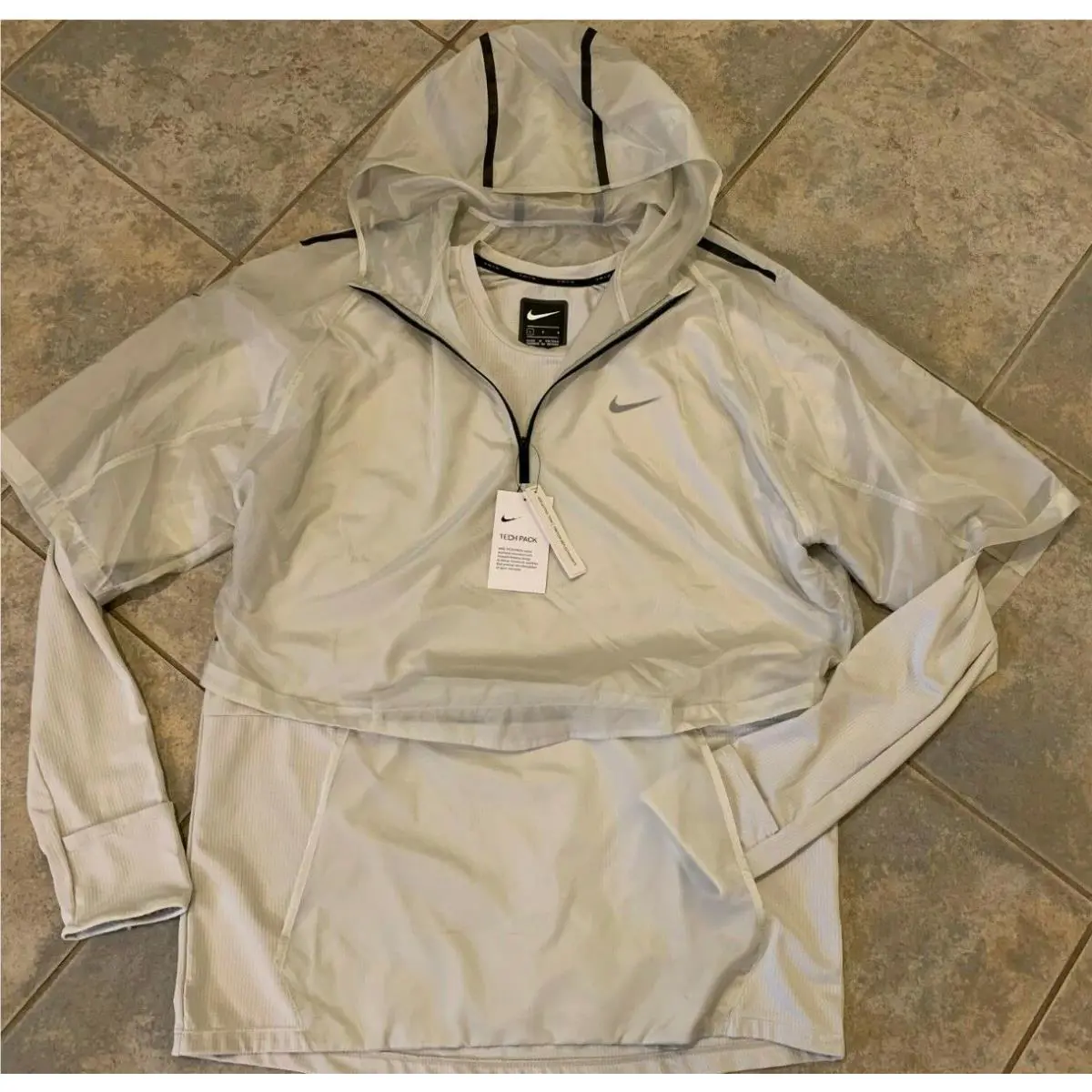 Nike clothing - AR1712 - AR1712 - White (UPC: 192498343995) 1