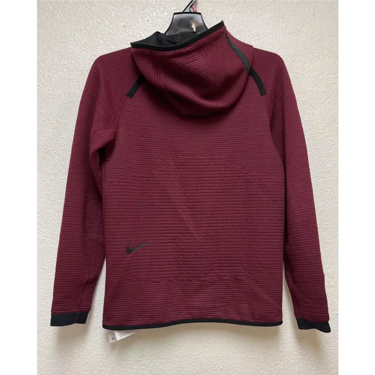 Nike clothing - CU3598 638 - CU3598 638 - Dark Beet Root/Black (UPC: 194493723598) 4
