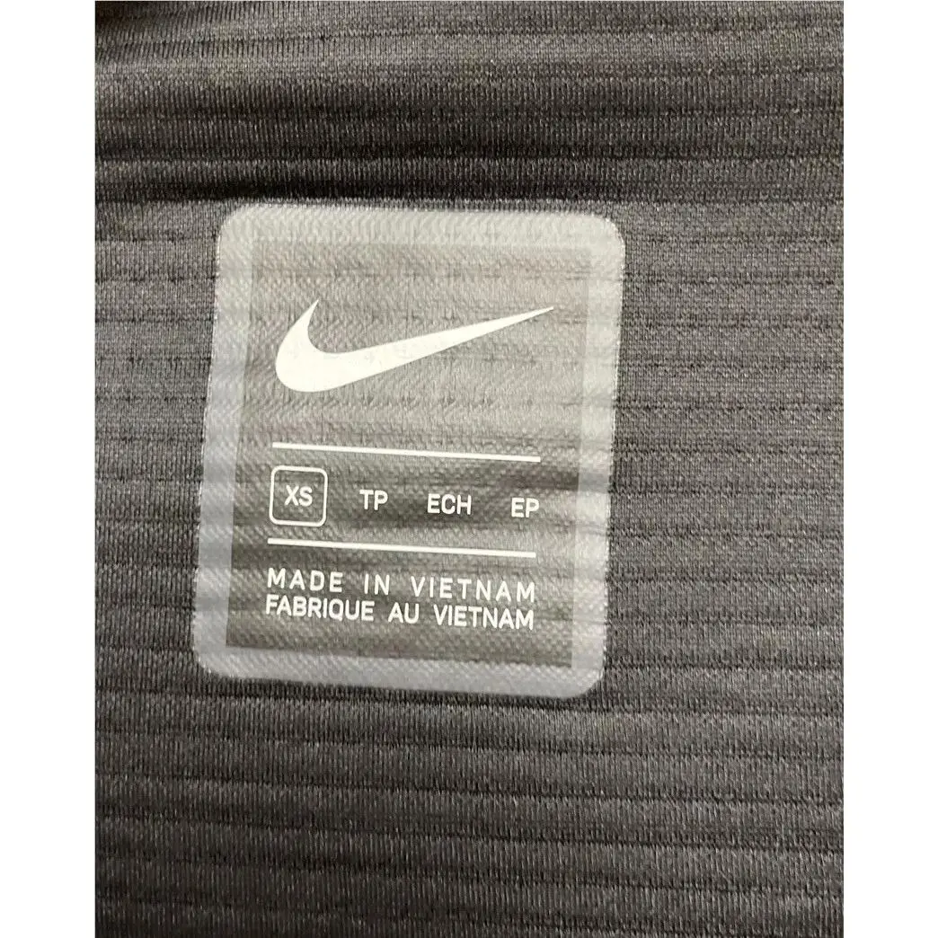 Nike clothing - CU3598 638 - CU3598 638 - Dark Beet Root/Black (UPC: 194493723598) 0