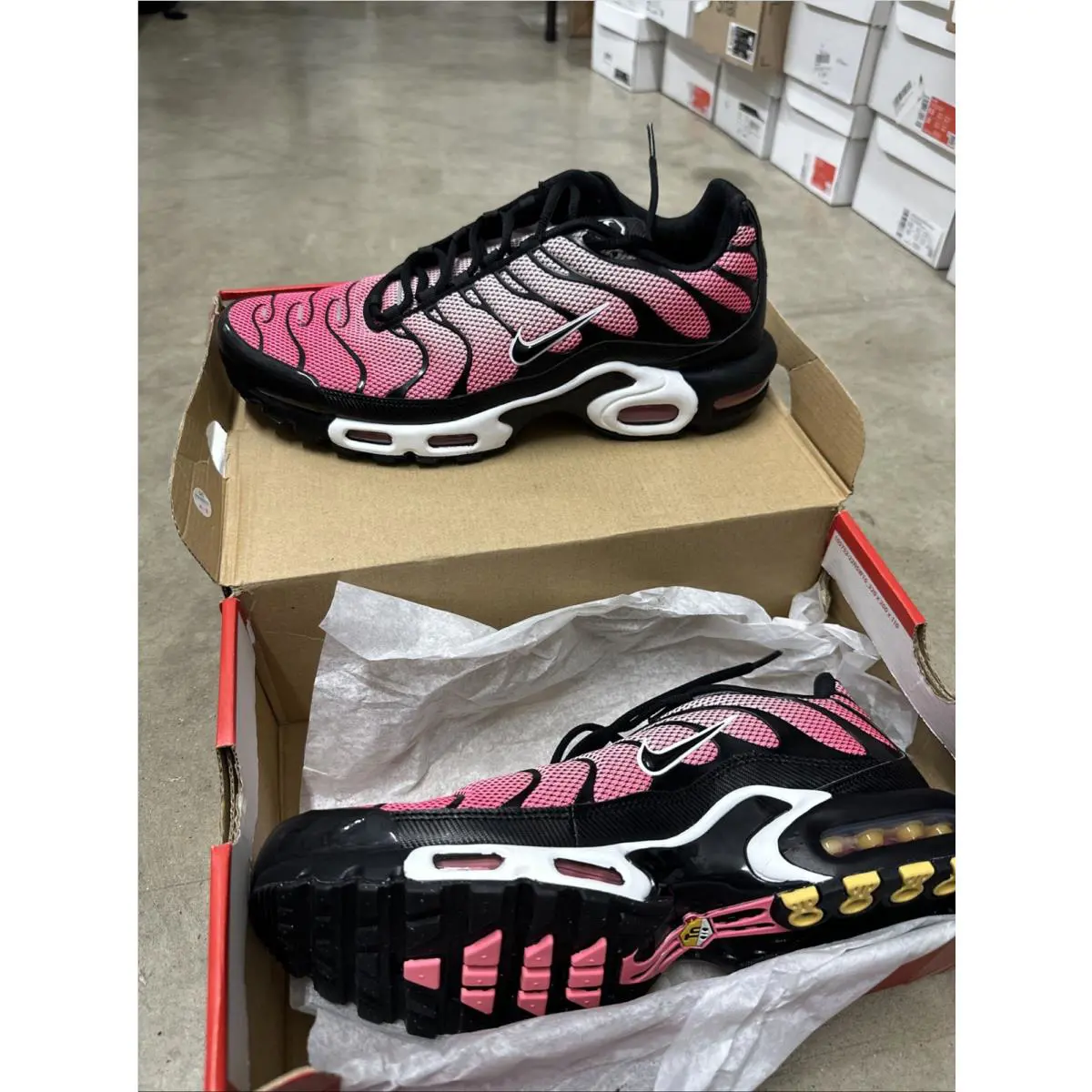 Nike shoes - Nike Air Max Plus - Air Max Plus - HF3837-600 - Pink 1