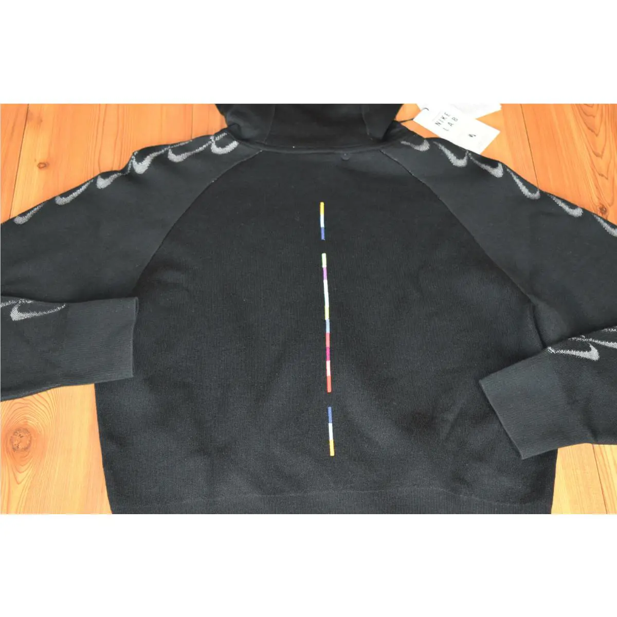 Nike clothing - BLACK (UPC: 887232605841) 3