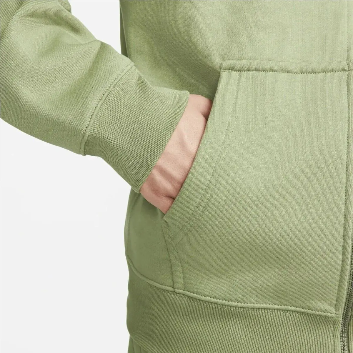 Nike clothing - Green 11