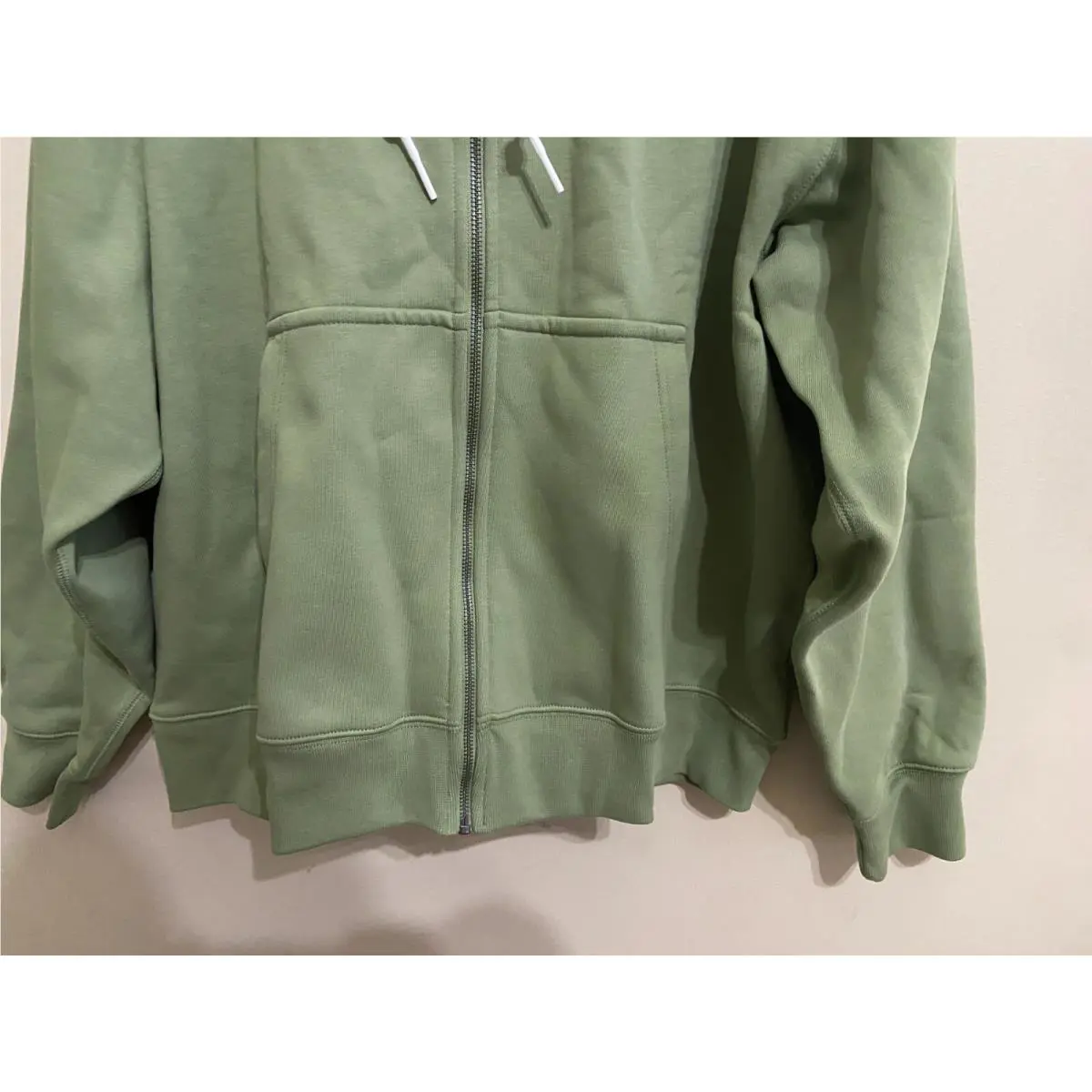 Nike clothing - Green 1