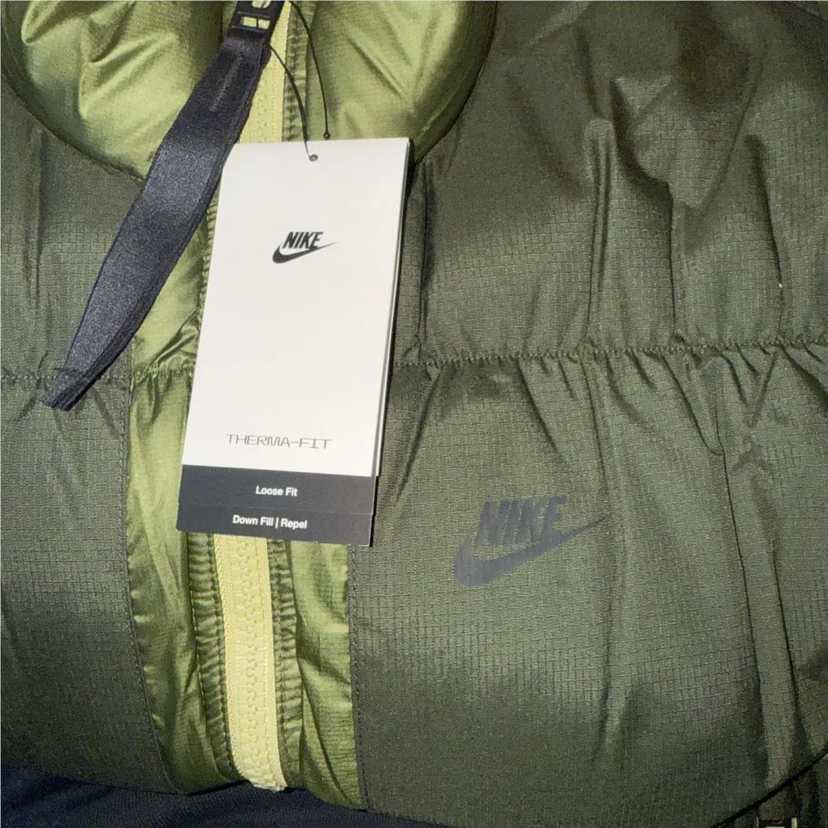 Nike clothing - Nike Repel City - Repel City - Green (UPC: 195239086472) 15