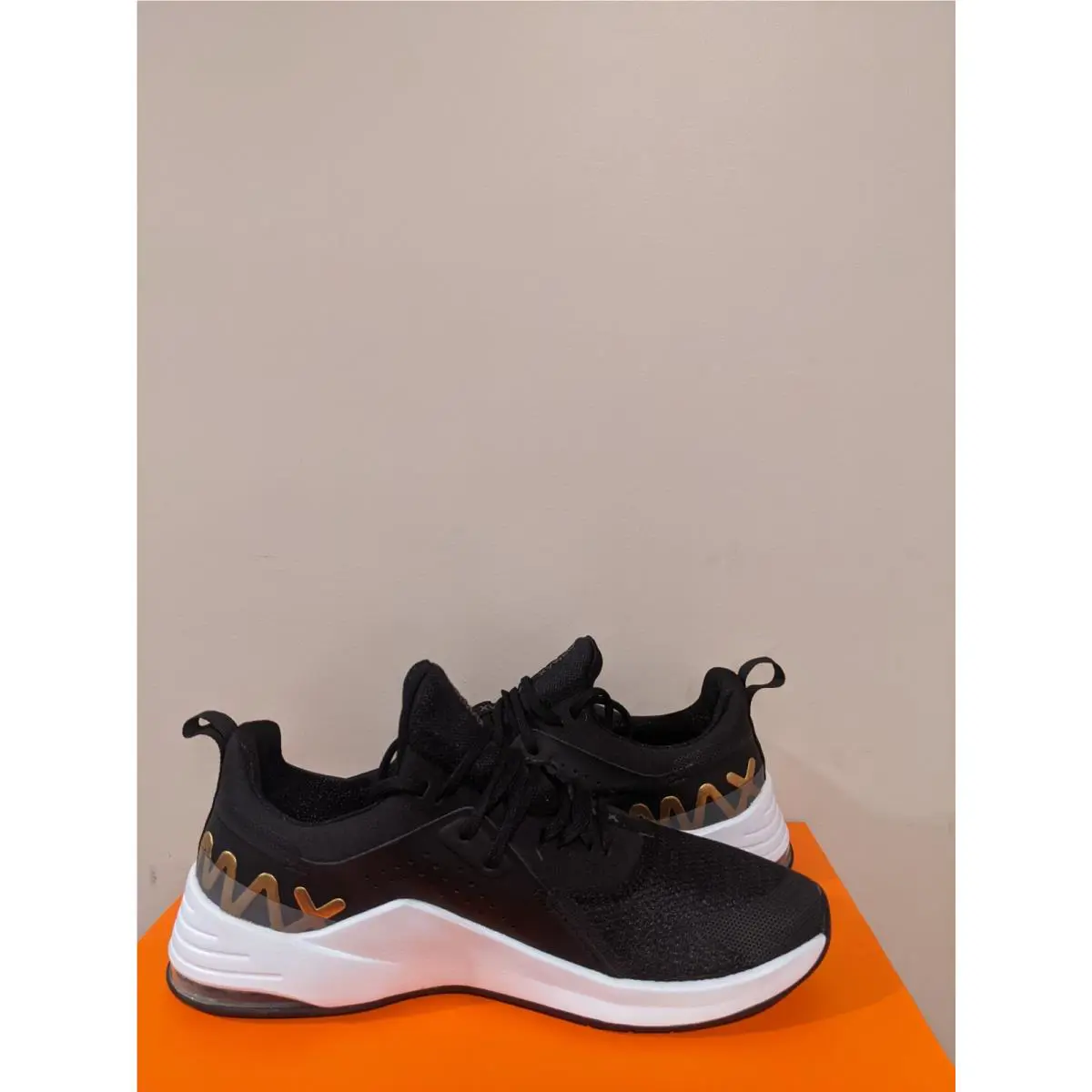 Nike shoes - Black 0