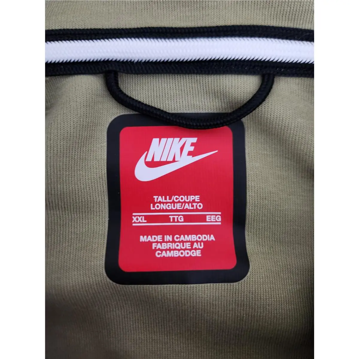 Nike clothing - Neutral Olive/Black 2
