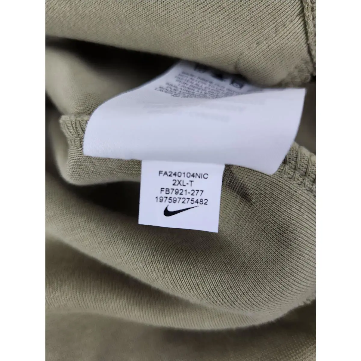 Nike clothing - Neutral Olive/Black 6