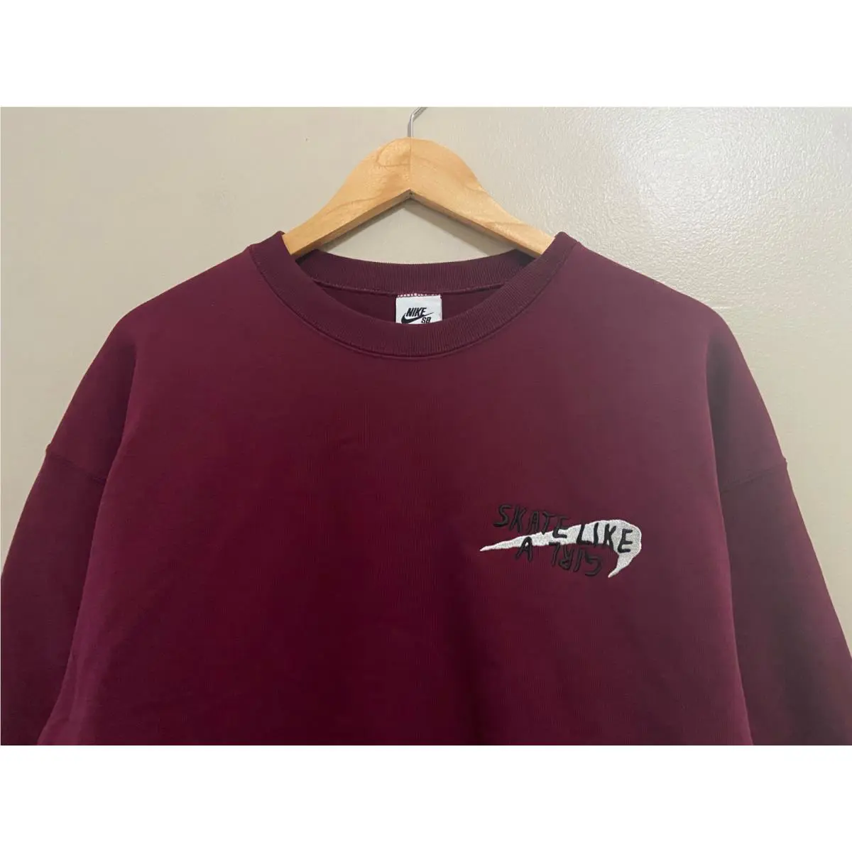 Nike clothing - Red 2