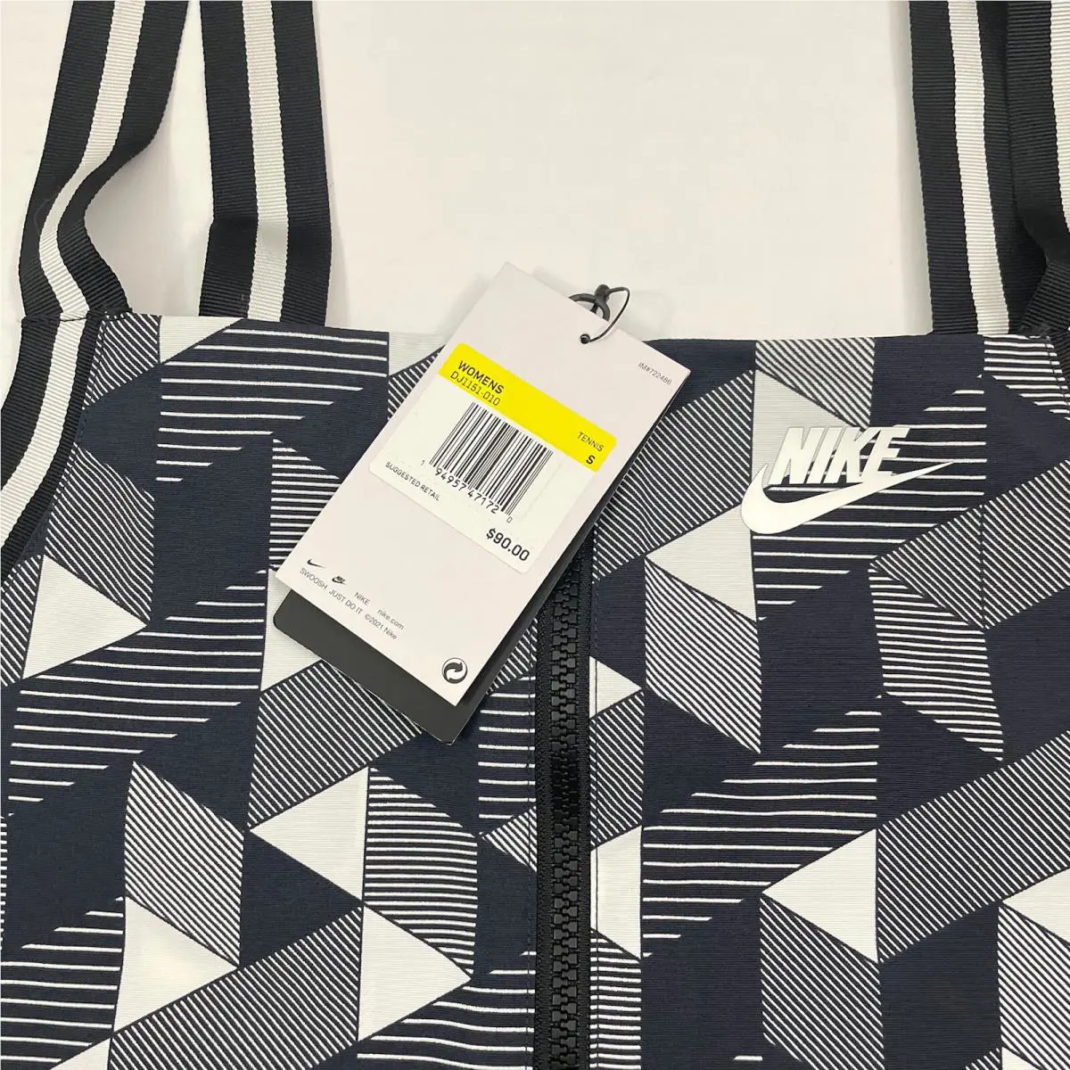 Nike clothing - DJ1151-010 - DJ1151-010 - Black (UPC: 194957471768) 3