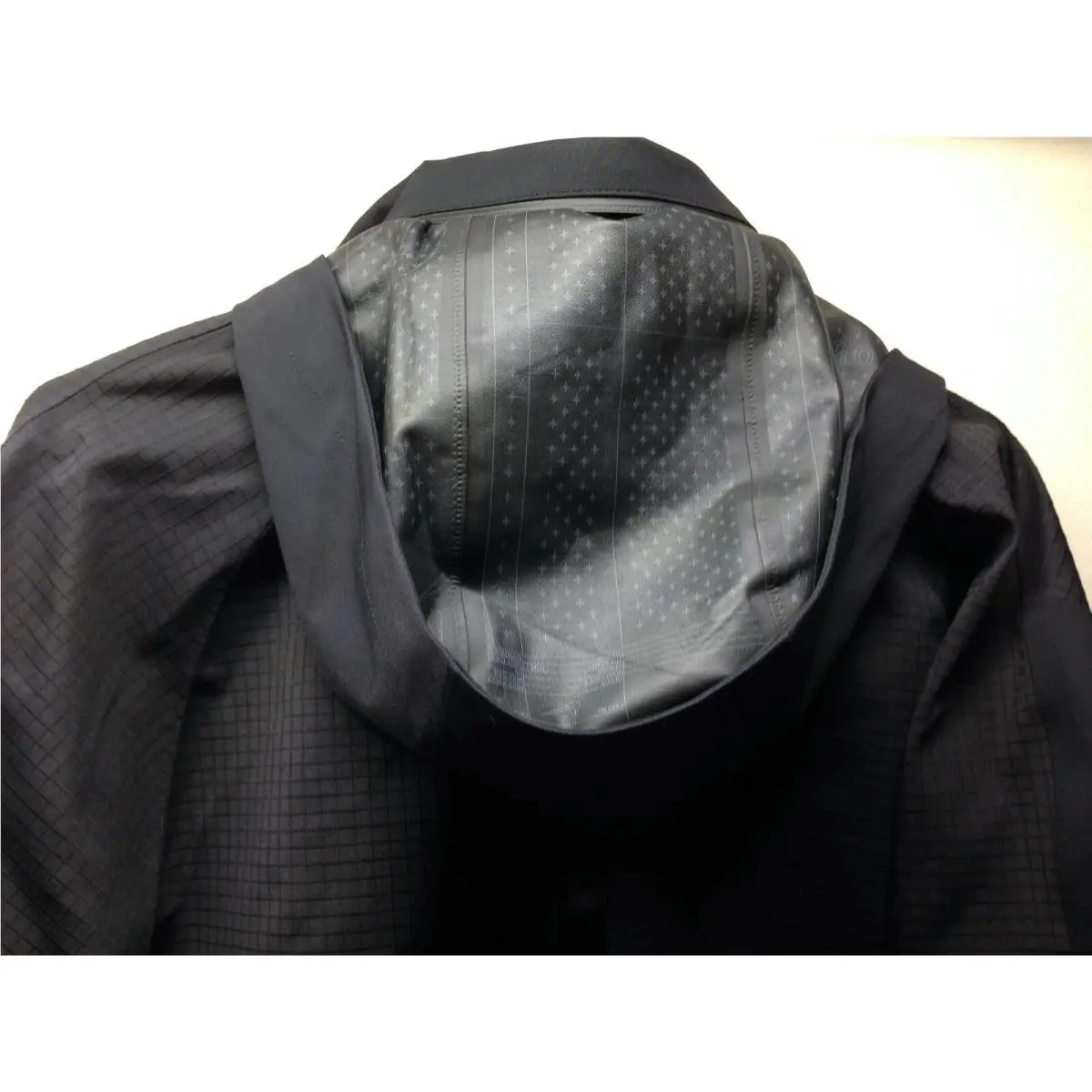 Nike clothing - SPORTSWEAR TECH - SPORTSWEAR TECH - Black (UPC: 194502964400) 3