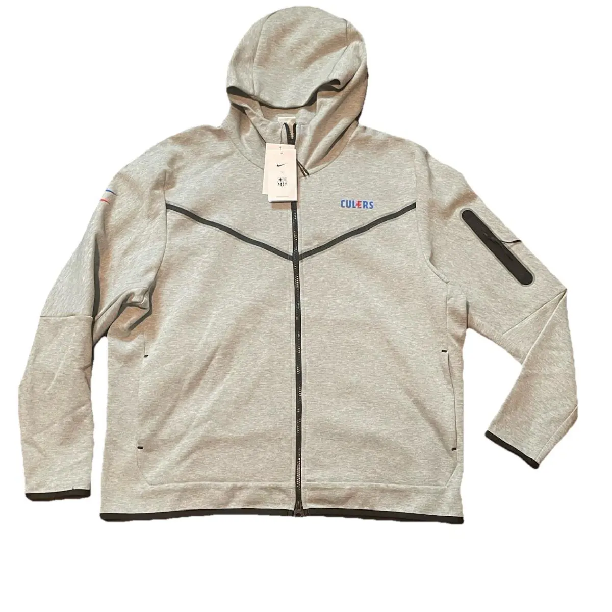 Nike clothing - Gray (UPC: 0196148417722) 3