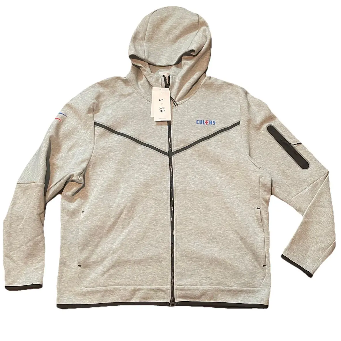 Nike clothing - Gray (UPC: 0196148417722) 6
