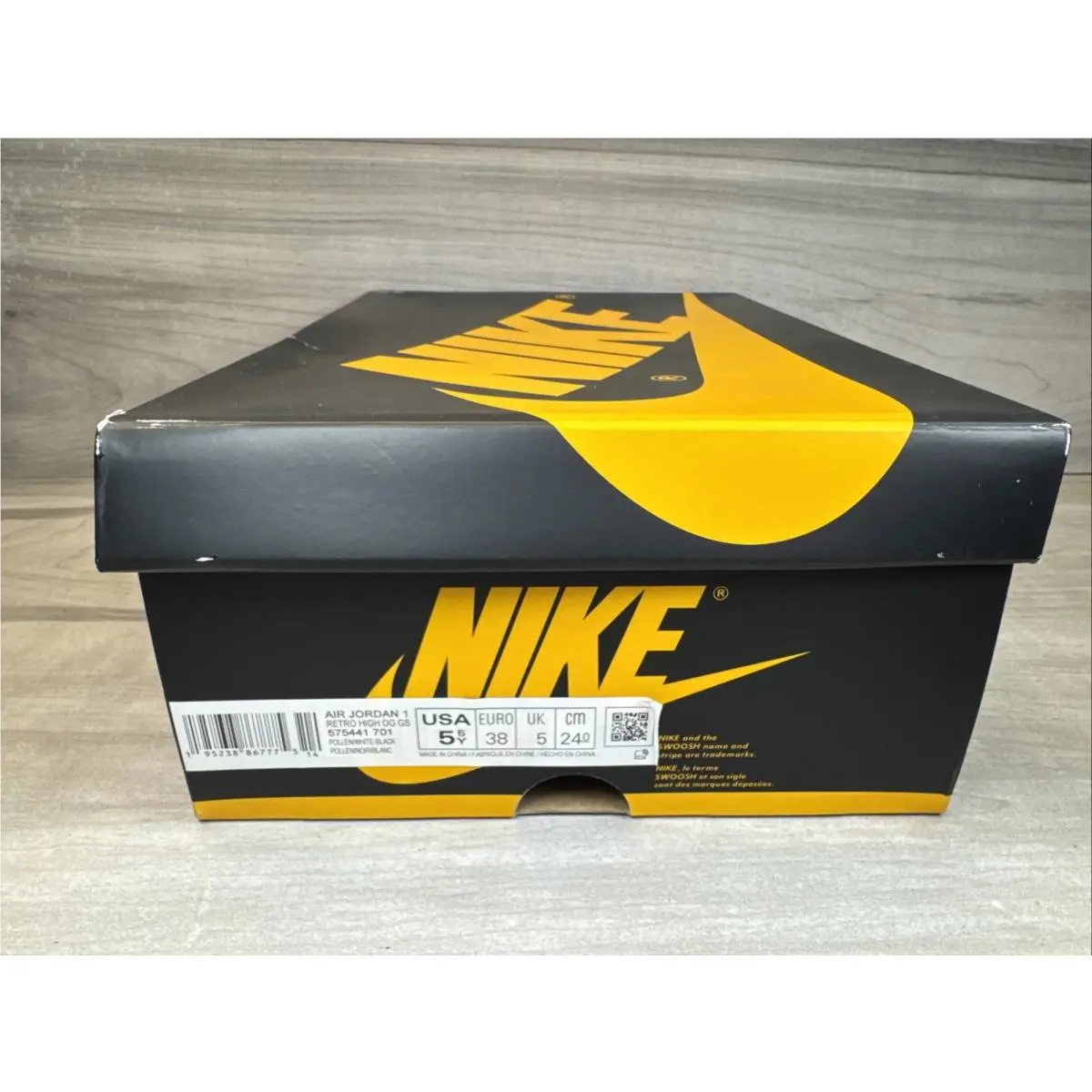 Nike shoes - Pollen OG - Pollen - 575441-701 - Black / Yellow (UPC: 0195238867775) 16
