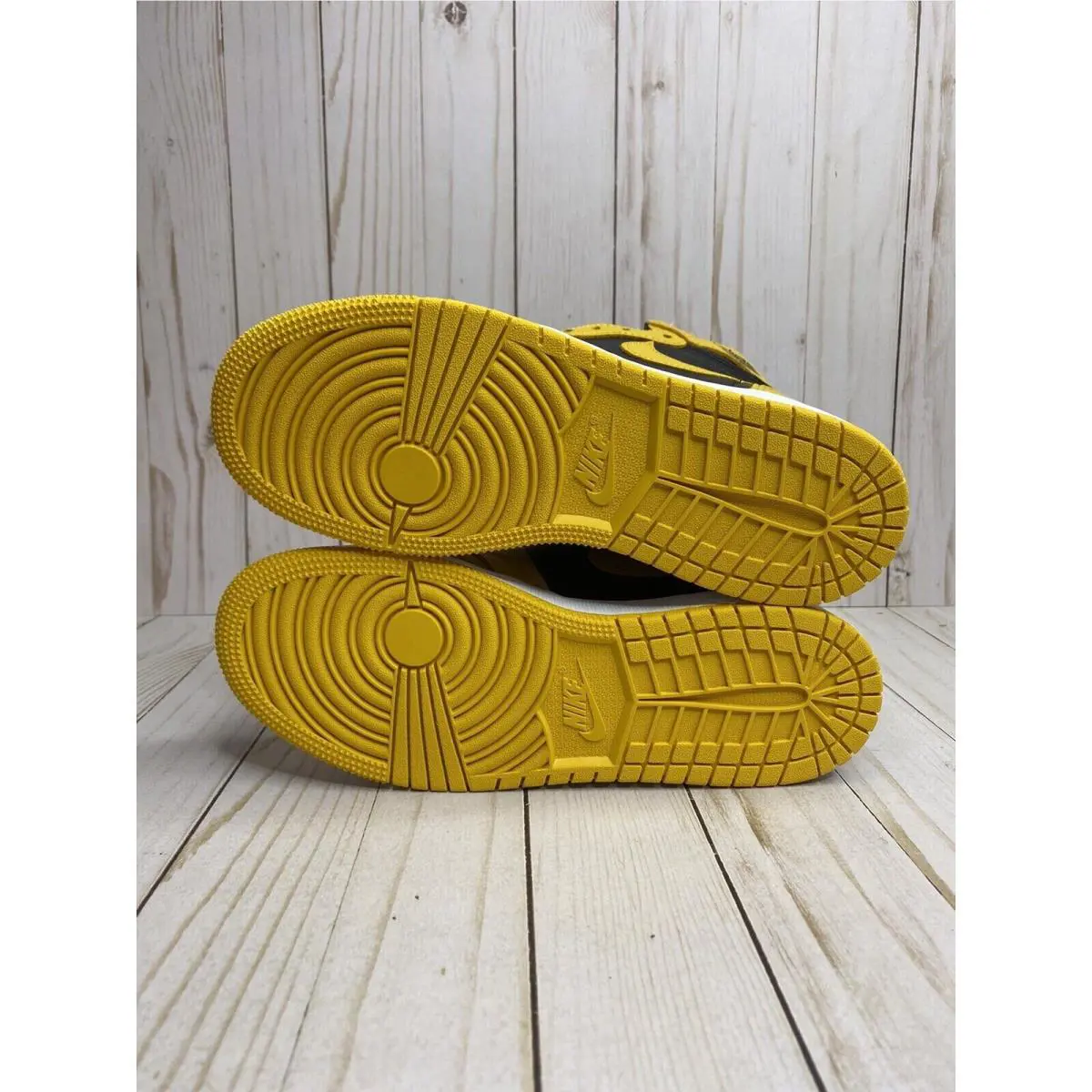 Nike shoes - Nike Air Jordan 1 - Air - 575441 701 - Yellow (UPC: 195238867782) 6
