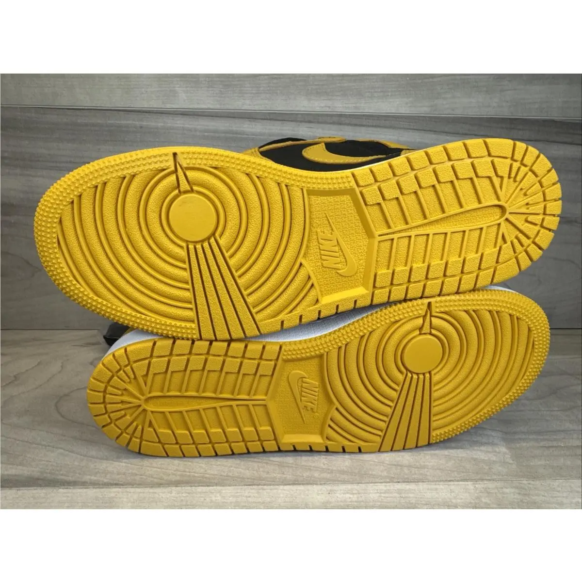 Nike shoes - Pollen OG - Pollen - 575441-701 - Black / Yellow (UPC: 0195238867775) 11