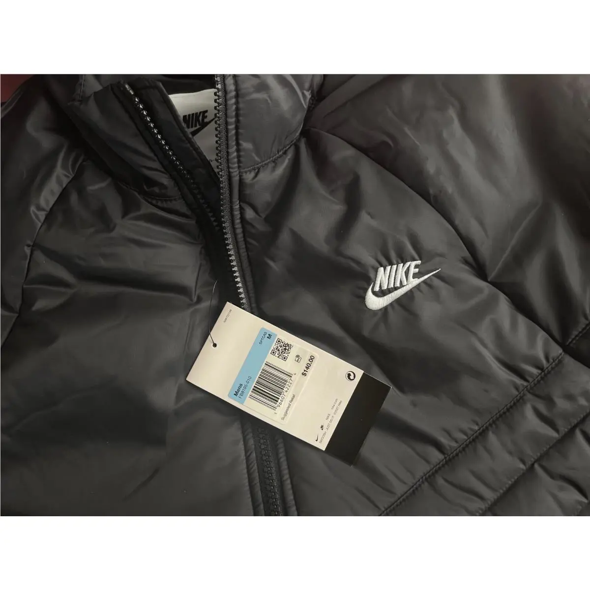Nike clothing - Black/White (UPC: 196607422274) 6