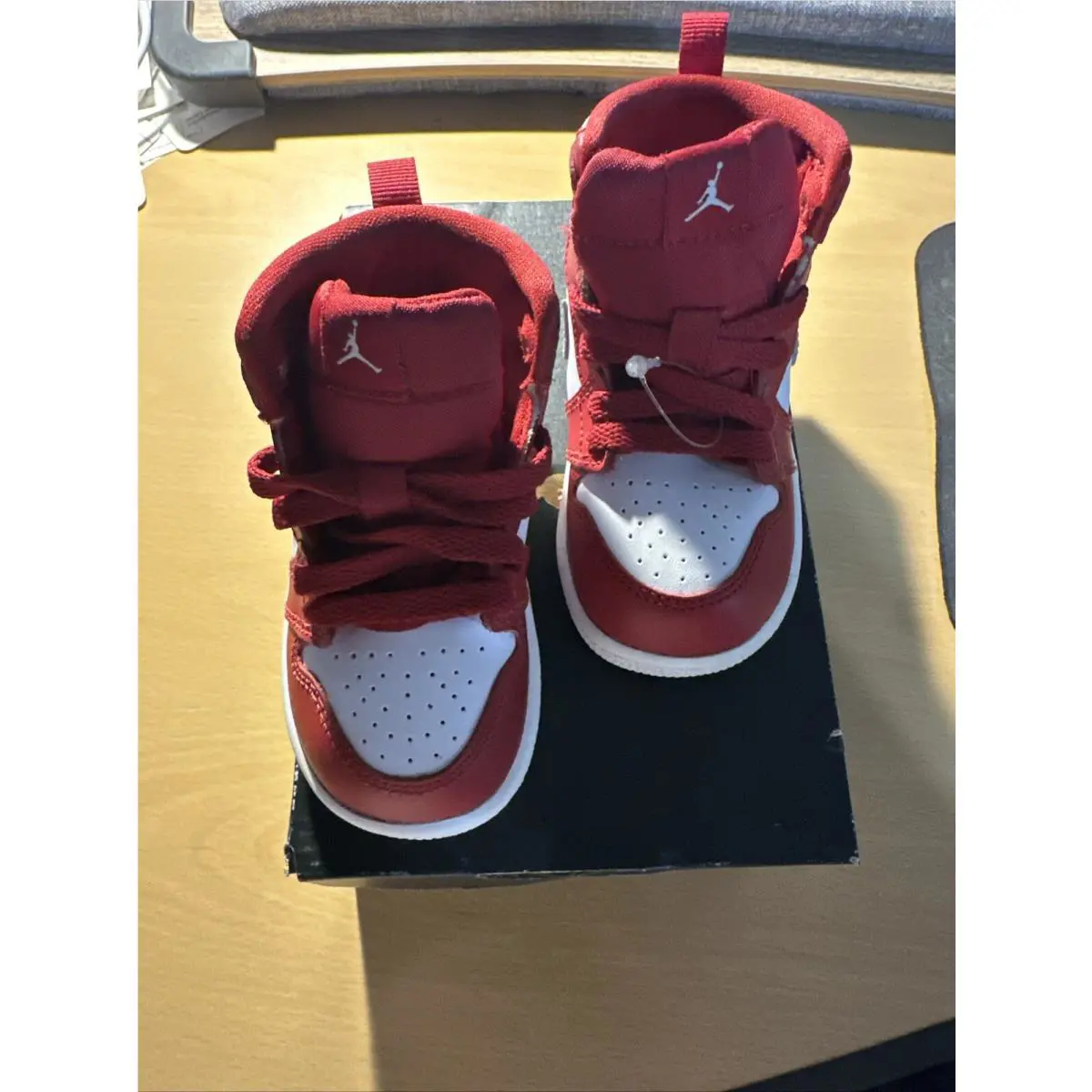 Nike shoes - Air Jordan 1 - Air - Red 1