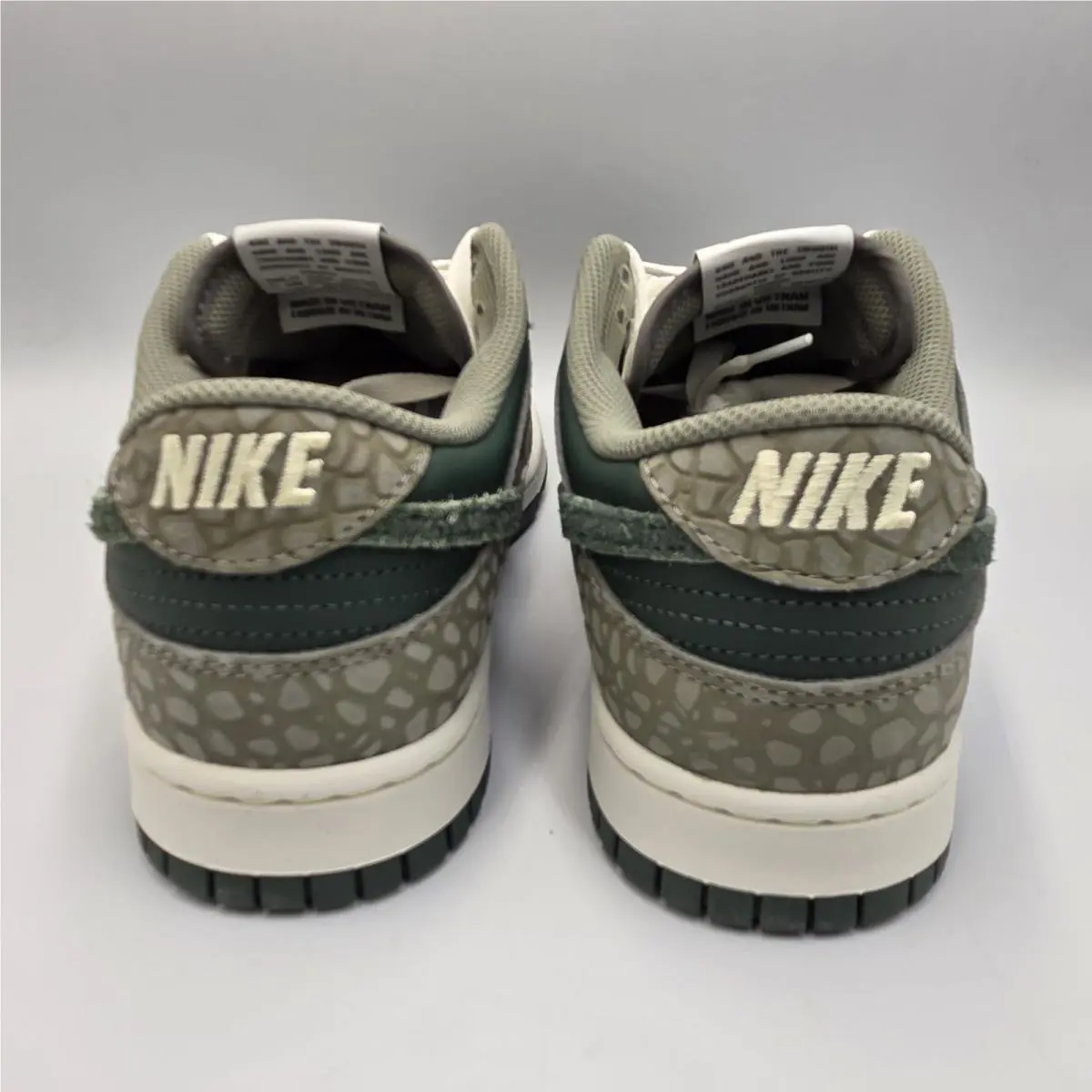 Nike shoes - Nike Dunks - Dunks - HF4878-053 - Green 2