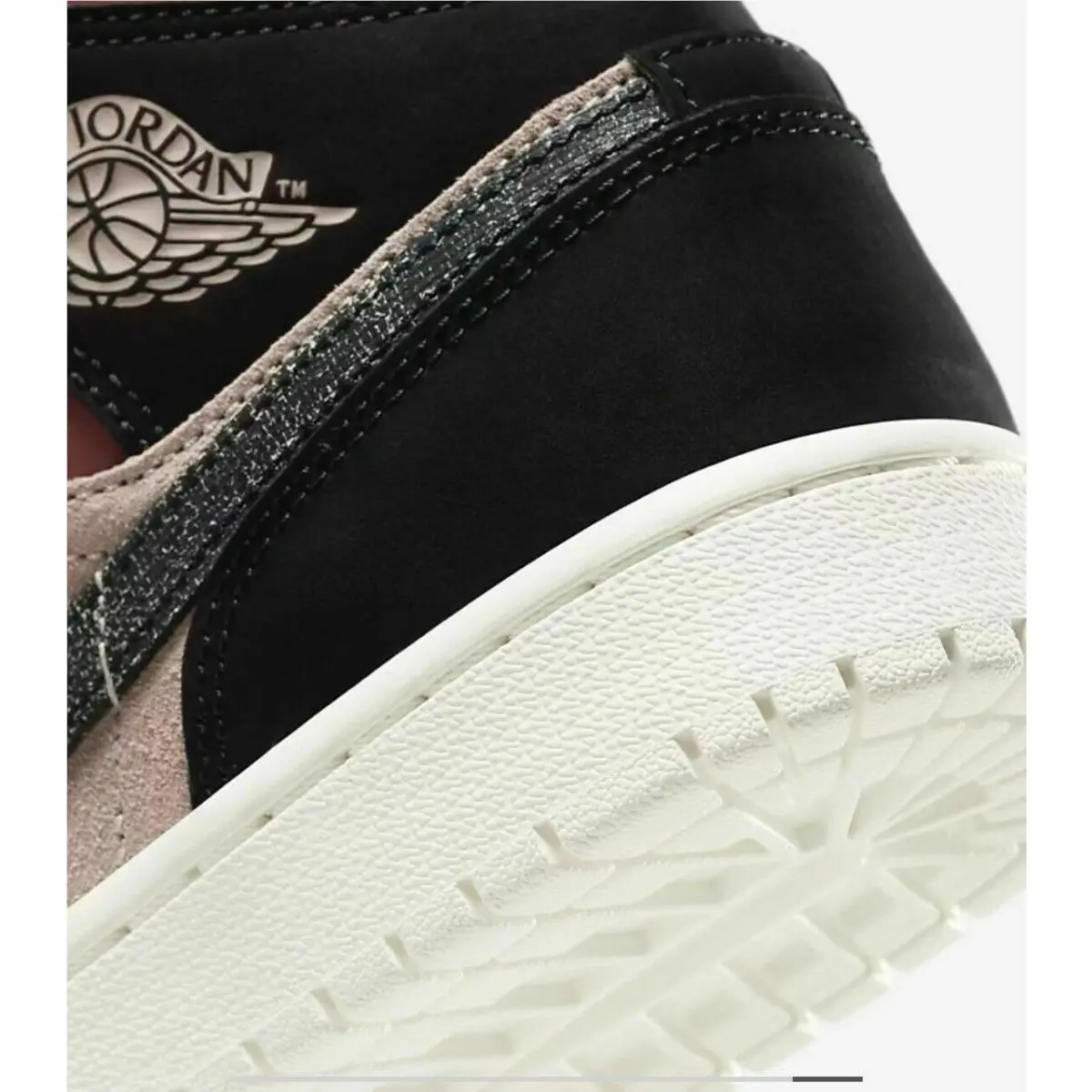 Nike shoes - Air Jordan 1 - Air - BQ6472-202 - Black 5