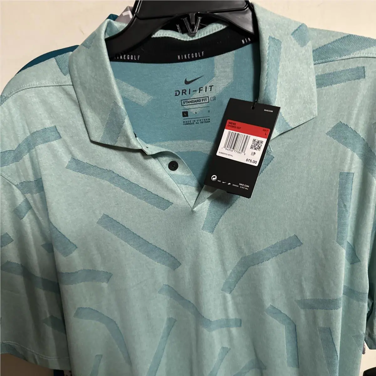 Nike clothing - Dri-FIT Vapor - Vapor - DH0609437367 - Green and gray (UPC: 195245522698) 0