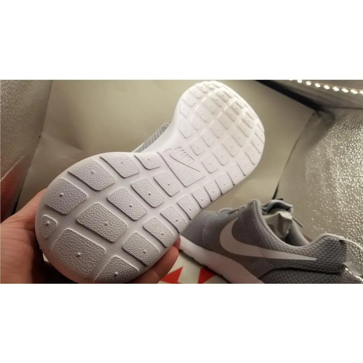 Nike shoes - Nike Roshe - Roshe - 511881-023 - Gray (UPC: 0888408082015) 7