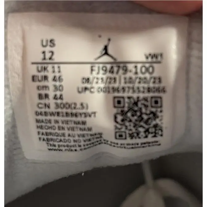 Nike shoes - FJ9479100 - FJ9479 100 - Ivory/ Grey Mist-Cream 2